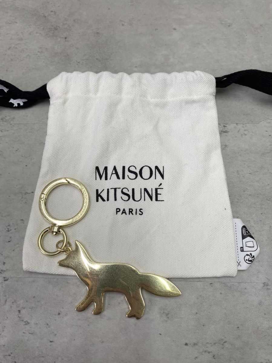 MAISON KITSUNE メゾンキツネ プロフィール フォックス チャーム