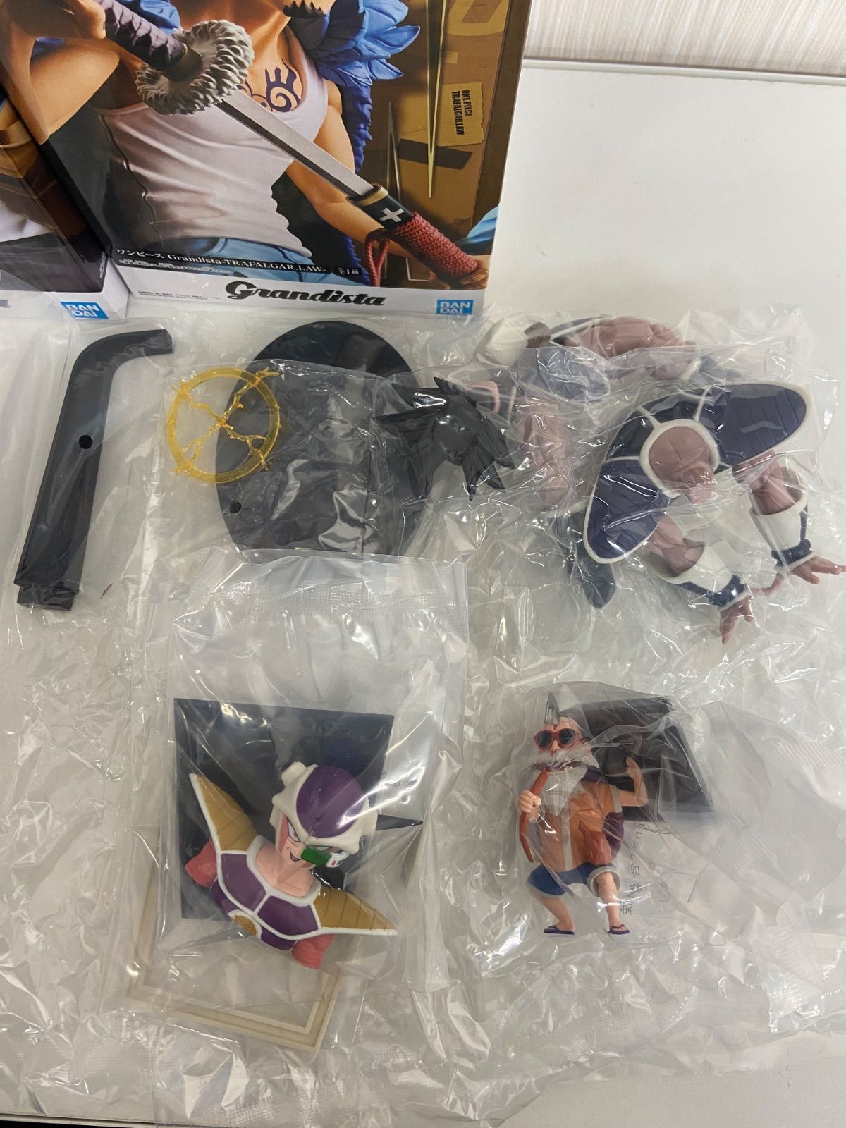 ジャンプ系フィギュア等　19点　まとめ売り　grandista多め 新品未開封】ジャンプ系フィギュア まとめ売り - メルカリ