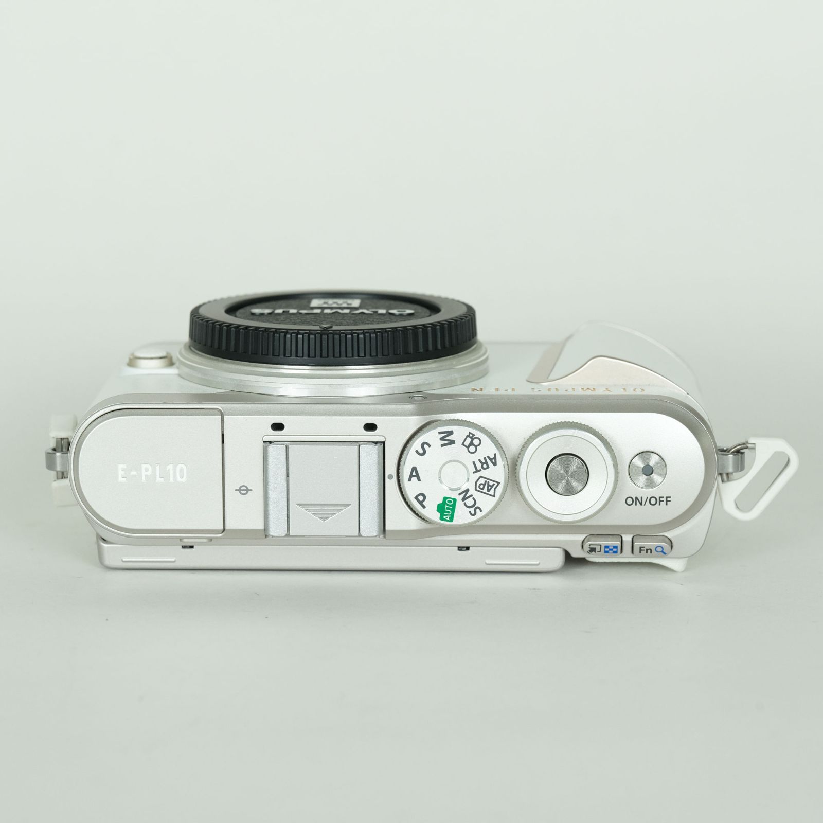 美品 | シャッター数4,671回] OLYMPUS PEN E-PL10 [ボディ ホワイト