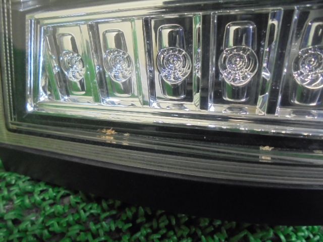 セレナC26 HC26後期 テールライト左右セットKOITO 220-23682 セレナC26