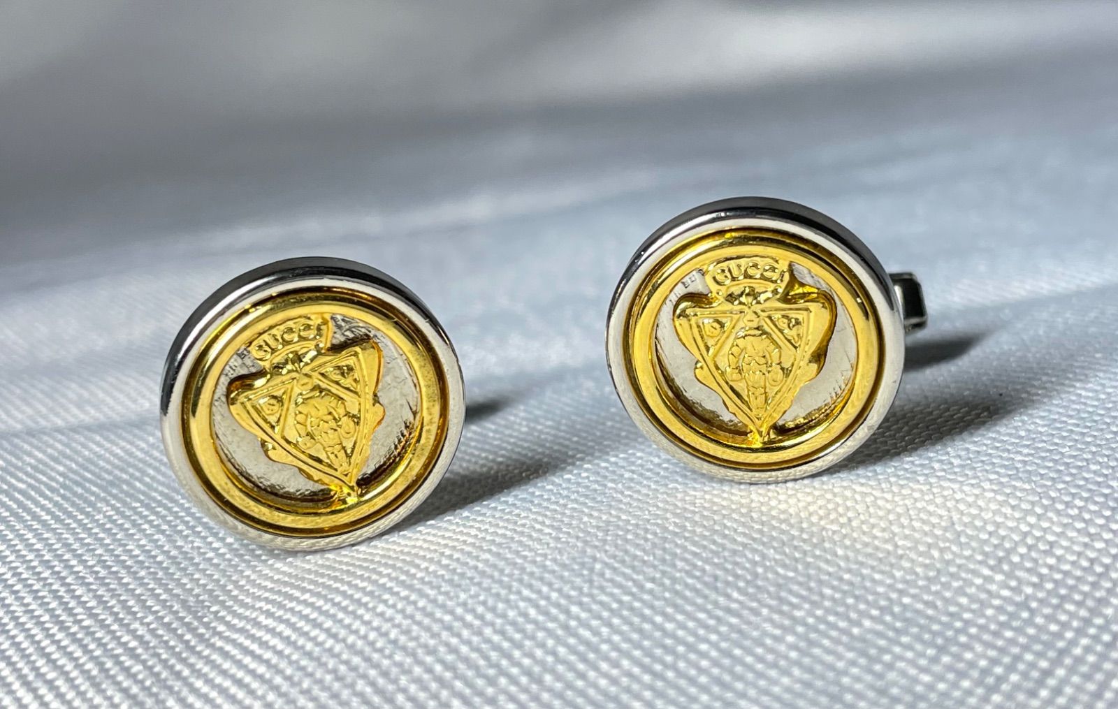 ビンテージGUCCI カフリンクス ゴールド シルバー GUCCI クレスト ブランドロゴ ヴィンテージカフス カフリンクス