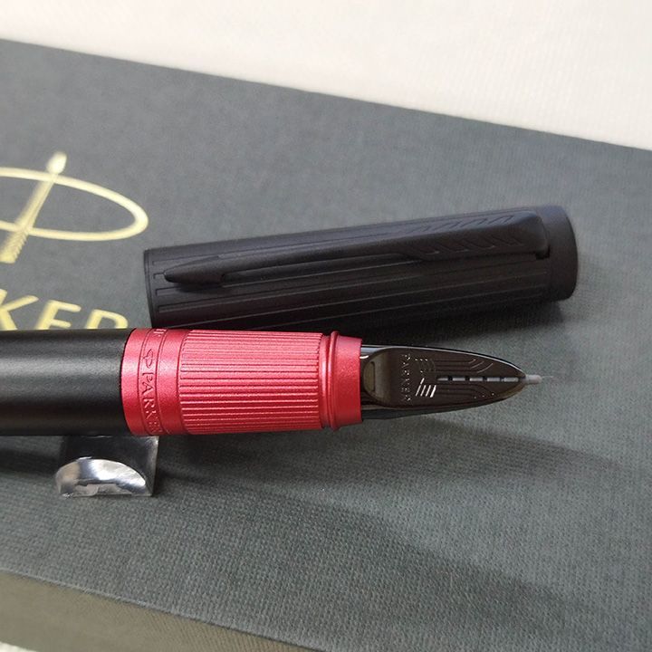 パーカー ５ｔｈペン インジェニュイティスリム ディープブラックレッドＢＴ