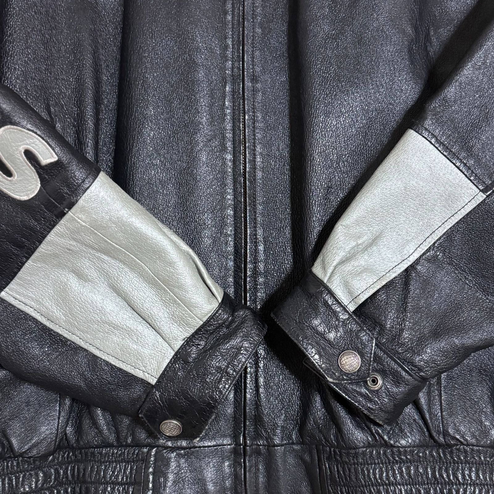 希少デザイン】RAIDERS レザージャケット NFL オークランド レイダース