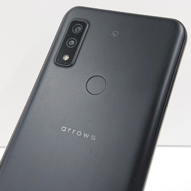 arrows We FCG01 au ブラック 送料無料 本体 c16614 - メルカリ