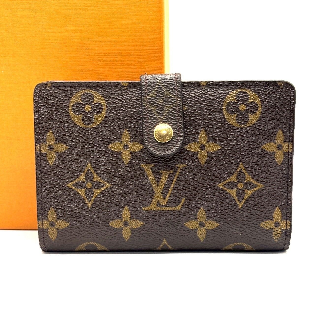 手に取るたび、品がにじむ✨ LOUIS VUITTON モノグラム ポルトモネビエ