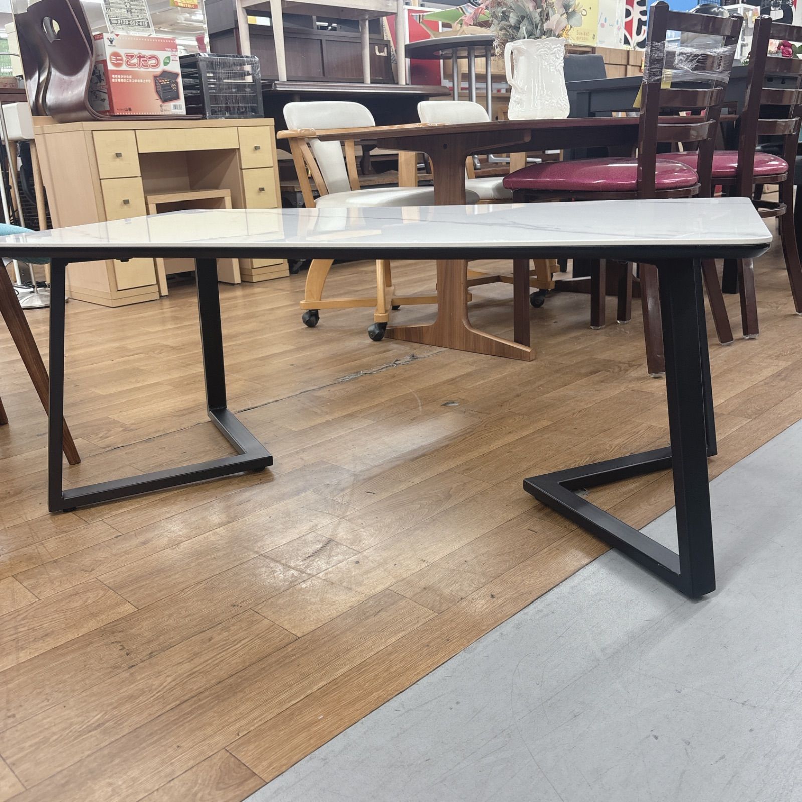 I746 ? 名古屋市近郊送料設置無料！ 美品♪ PGTRUS センターテーブル 