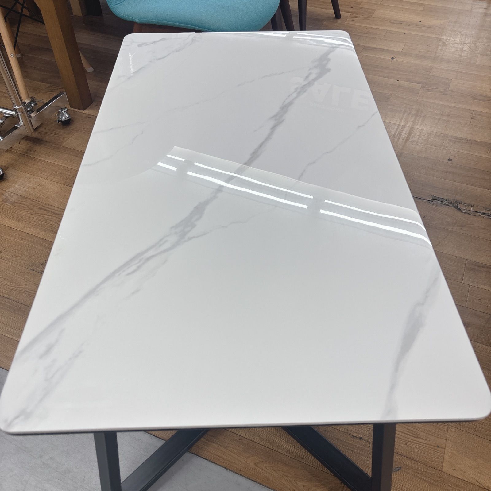I746 ? 名古屋市近郊送料設置無料！ 美品♪ PGTRUS センターテーブル 