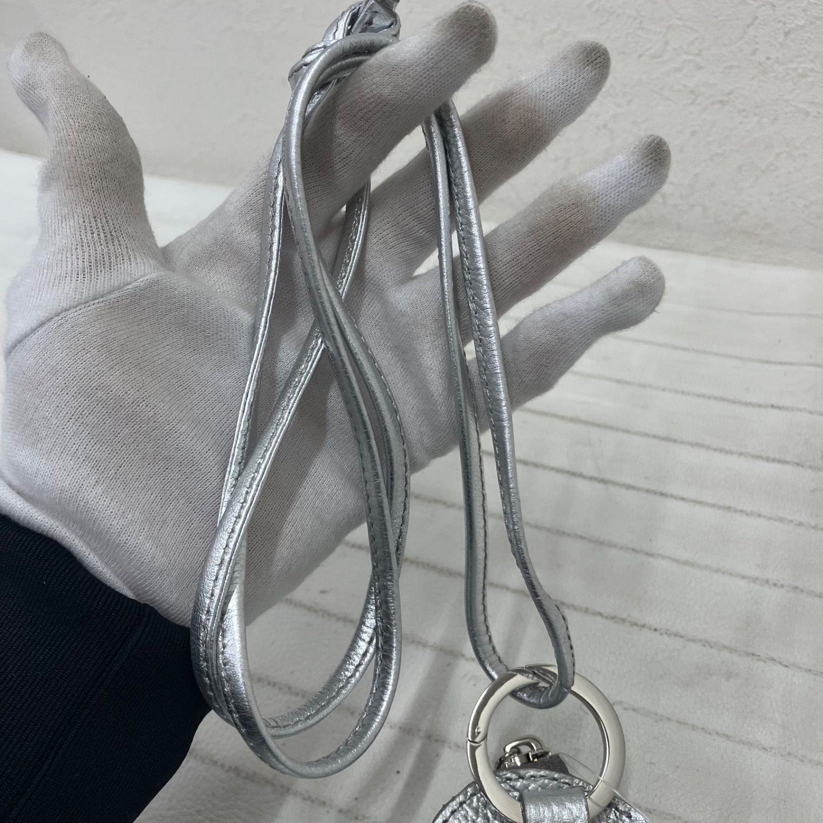 8861 russet ラシット レザーハートチャーム ショルダーストラップ