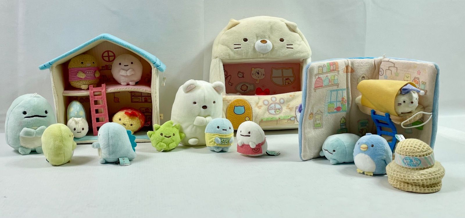 A 2527 すみっコぐらし ぬいぐるみ マスコット タテモノ まとめ 18体 3軒