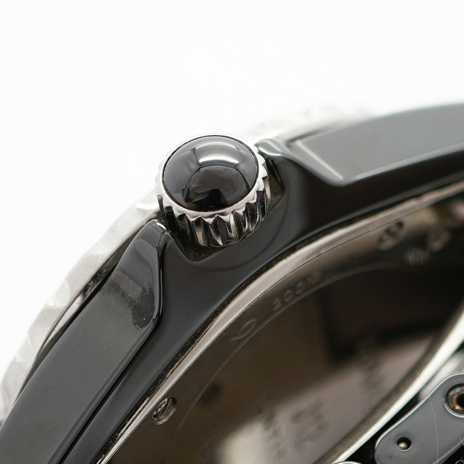 J12 アンタイトル