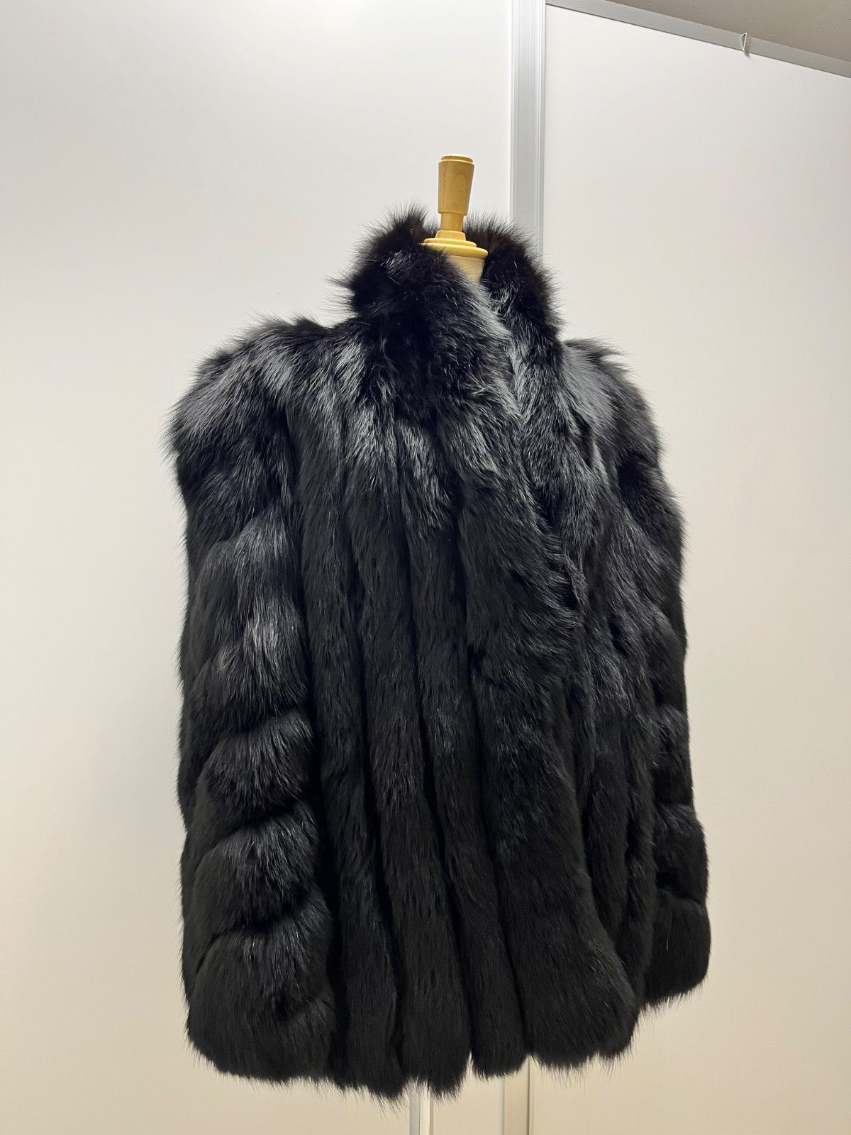 SAGA FOX フォックスファーコート 毛皮 C26012725 - メルカリ