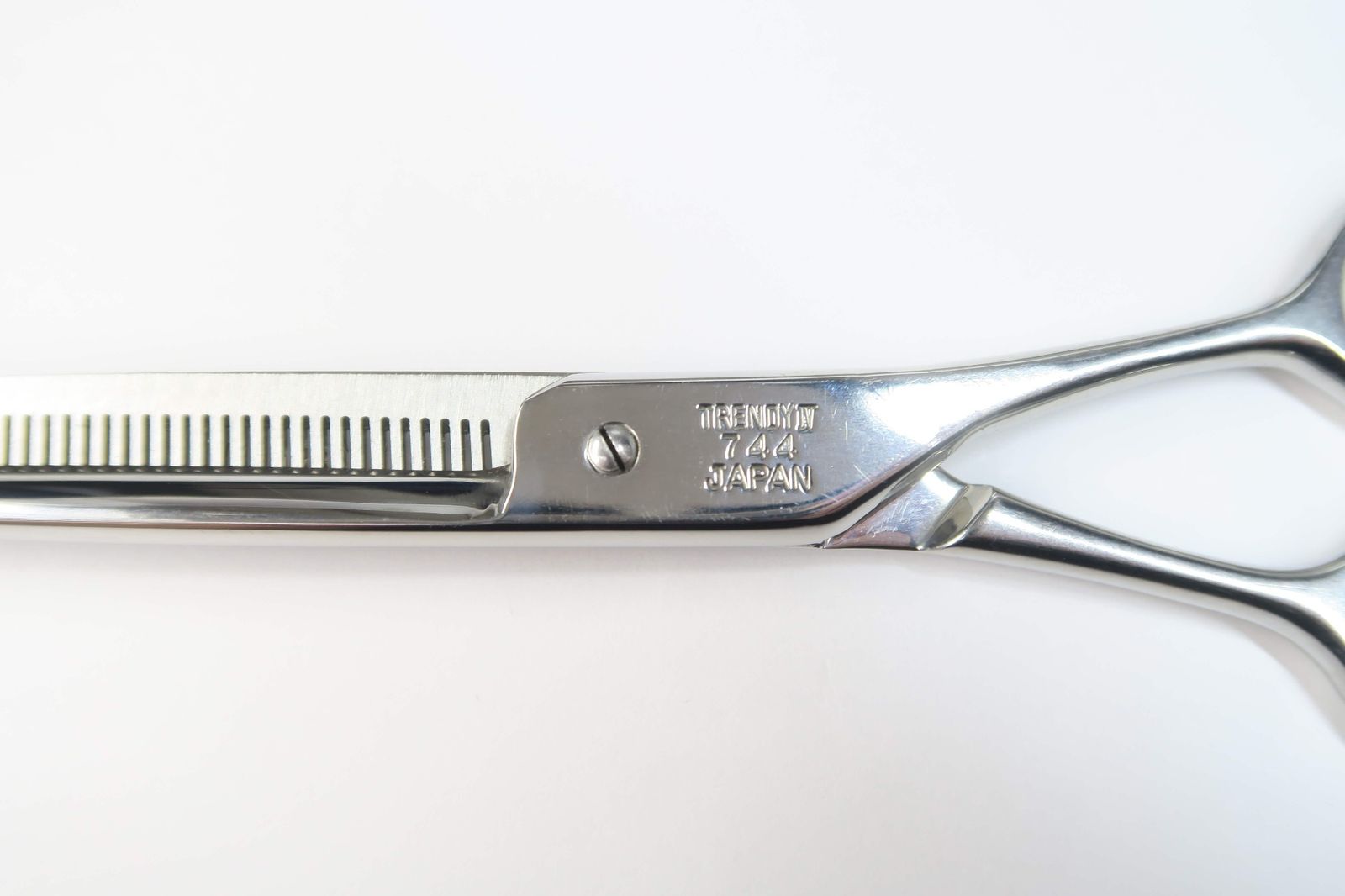 Cランク【光シザー HIKARI ヒカリ】 TRENDY 4 744 セニング 美容師