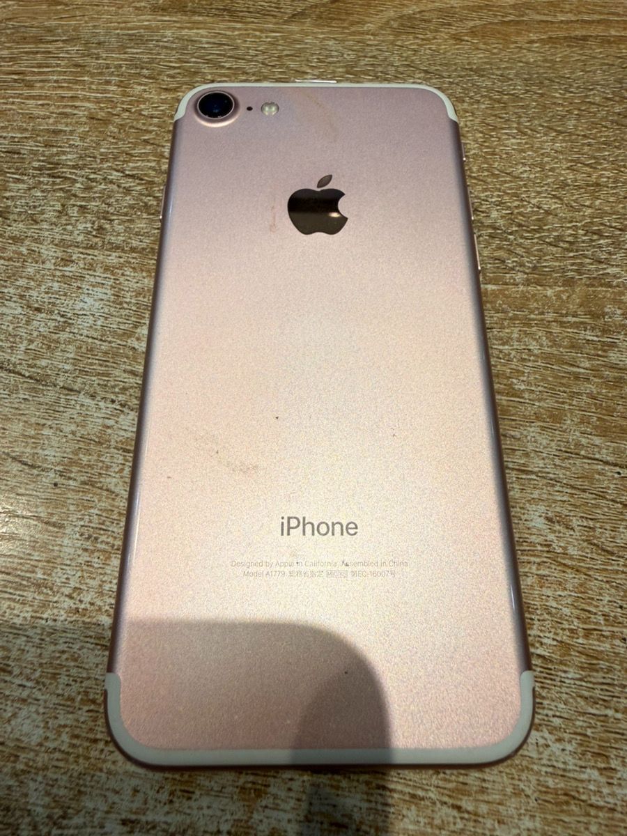【美品】iPhone7 128GB NNCU2J/A ローズゴールド Iphone7 128GB ローズゴールド