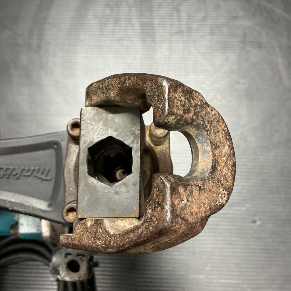  品 makita|マキタ HR 3530 ハンマドリル 6角シャンク 204 電動ハンマードリル ドリル ドライバー レンチ