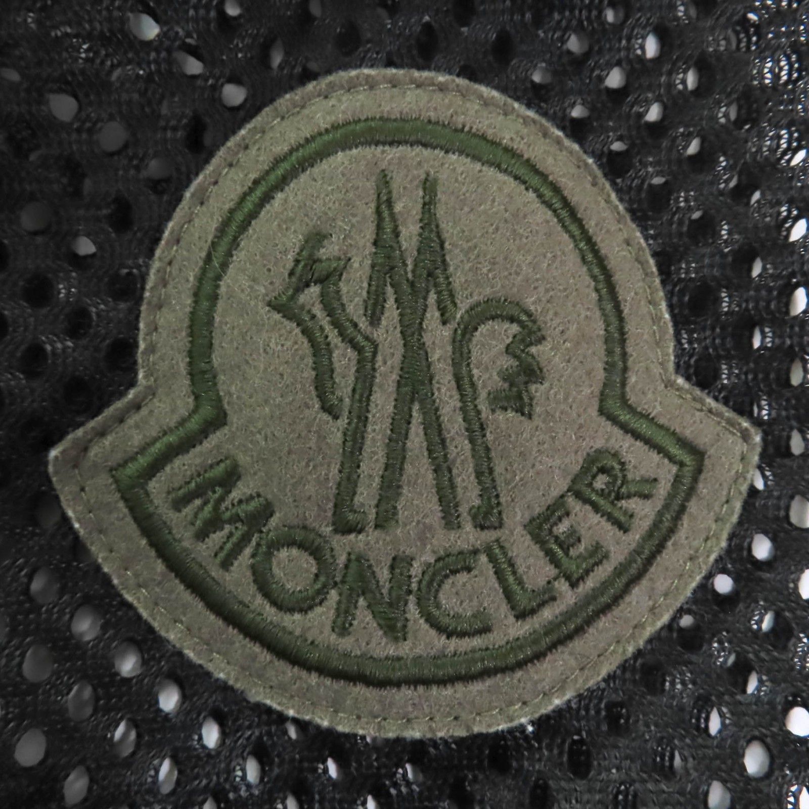 美品◇MONCLER モンクレール F10938C73400 コットン100％ ロゴワッペン