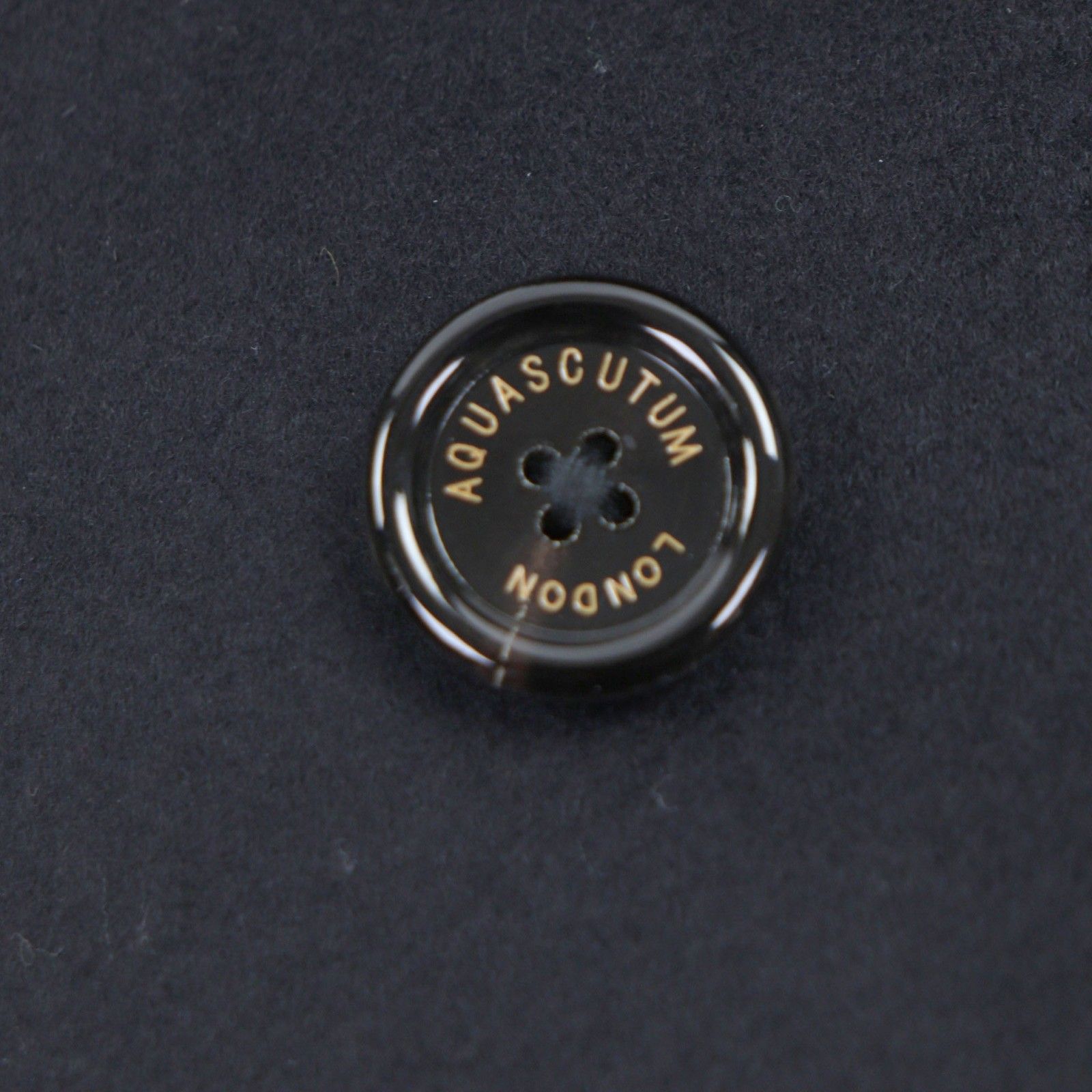 未使用品▽Aquascutum アクアスキュータム カシミヤ100% ロゴ入り