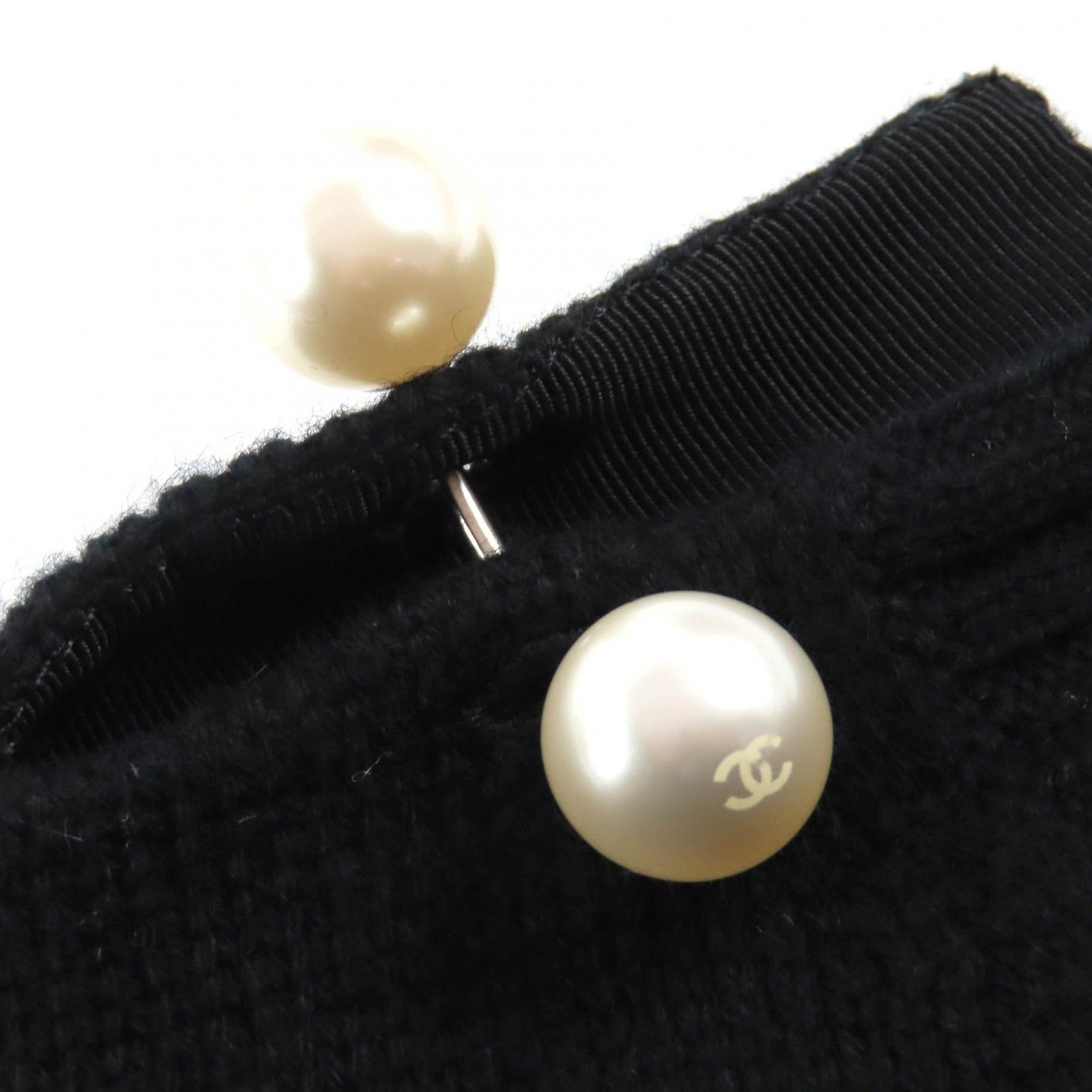 美品△CHANEL シャネル P57393 カシミヤ100％ ココマークパール 半袖