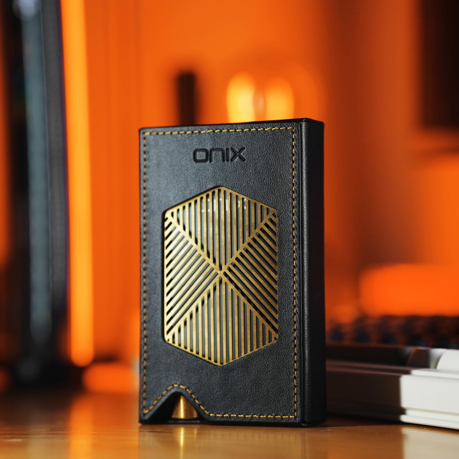 新品 ONIX Overture XM5 専用レザーケース【国内正規品】 - メルカリ