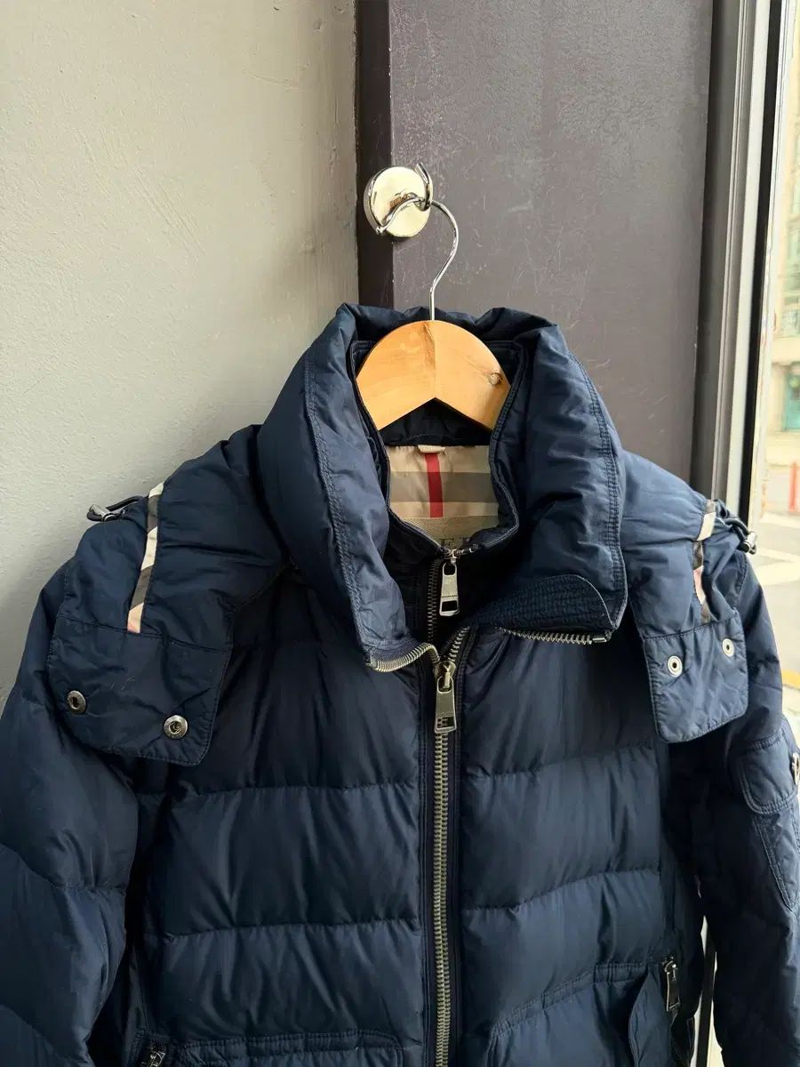 アリスさま専用です　新品未使用のバーバリーのダウン BURBERRY（バーバリー） ダウン レディース アウター デタッチャブル