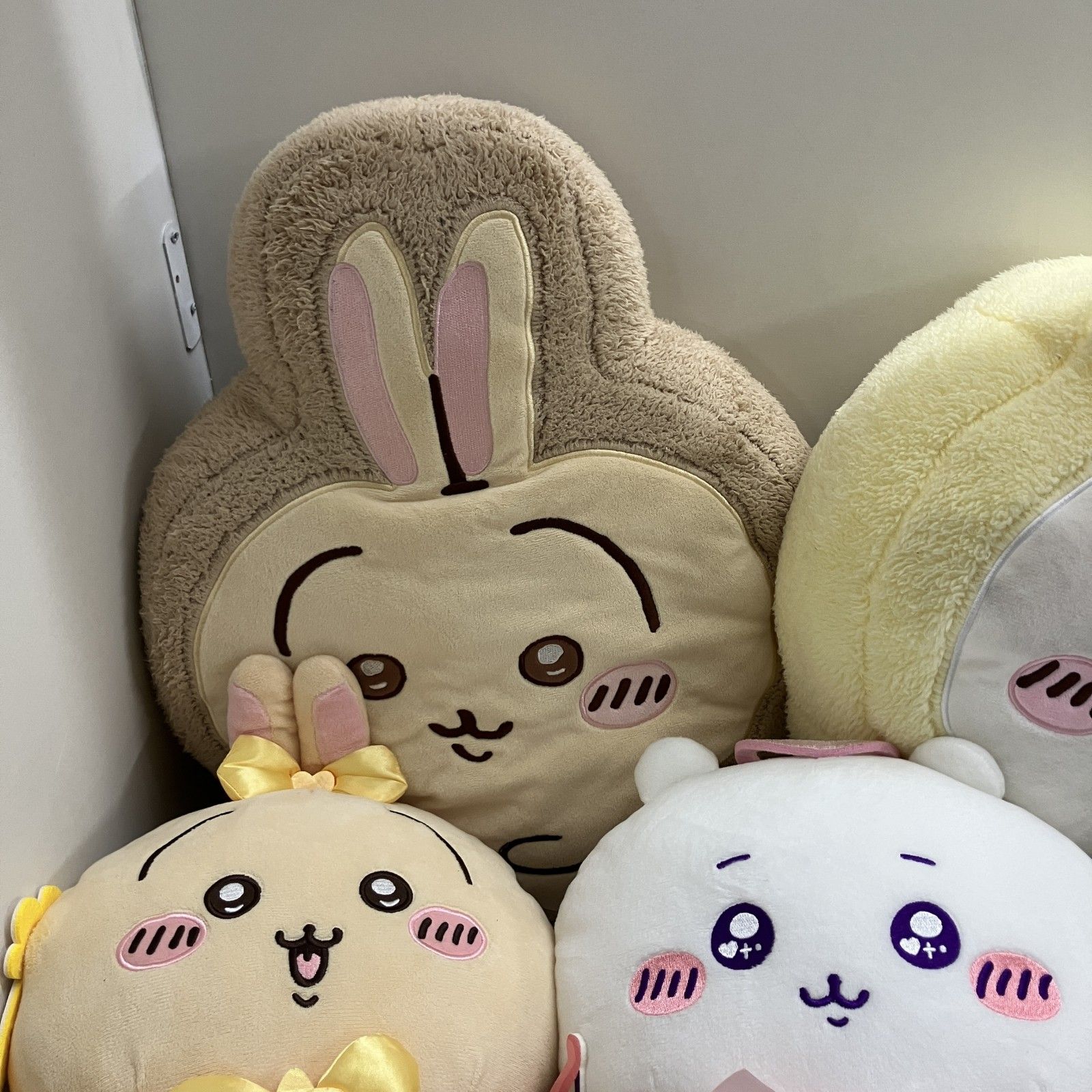 ◇ 【ジャンク品】ちいかわ 16点 まとめ商品 ぬいぐるみ ハチワレ