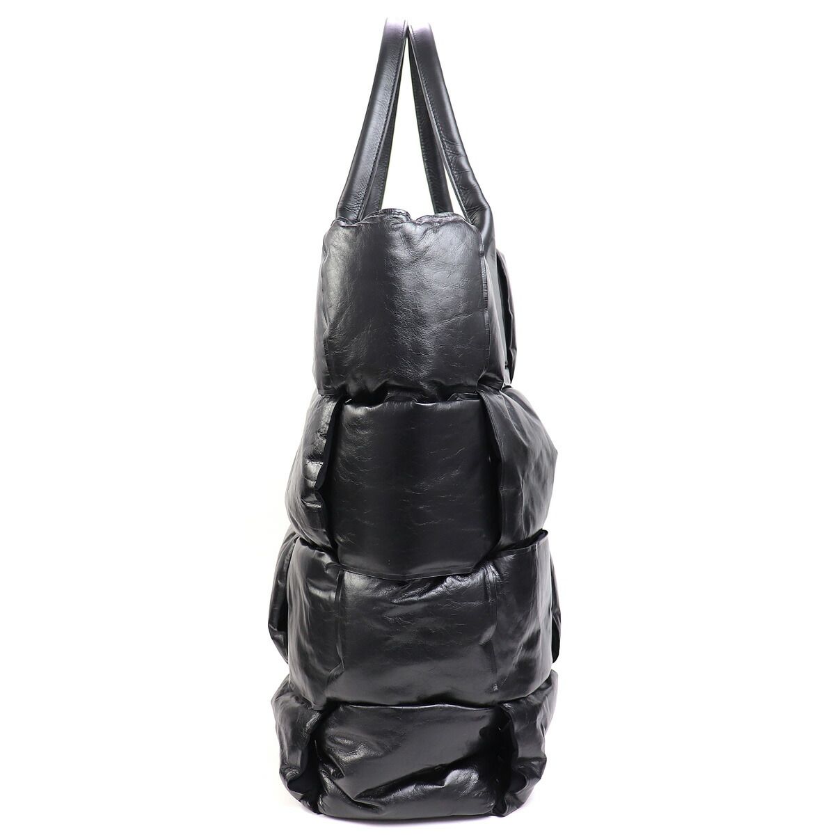 ボッテガヴェネタ イントレチャート スカッシュ トートバッグ ブラック