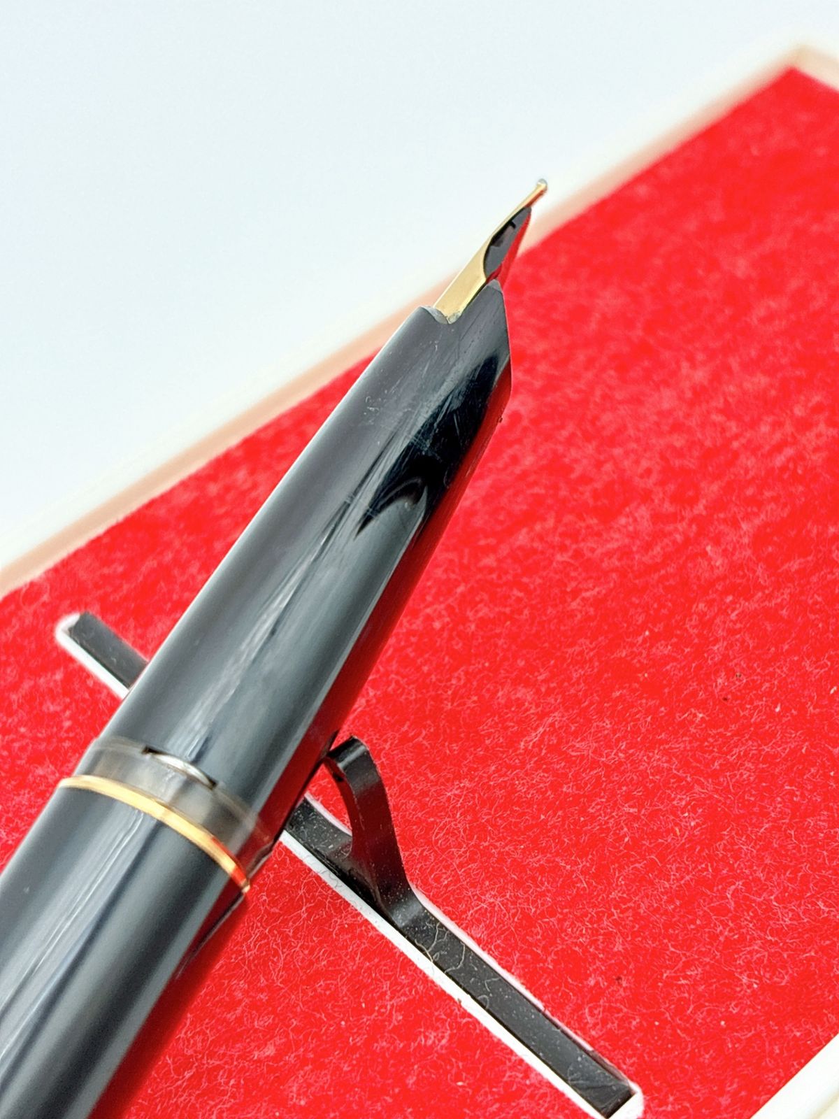 MONT BLANC ブラック万年筆585　アンティーク　レトロ MONTBLANC/モンブラン 万年筆 585/14K ブラック/ゴールド ヴィンテージ