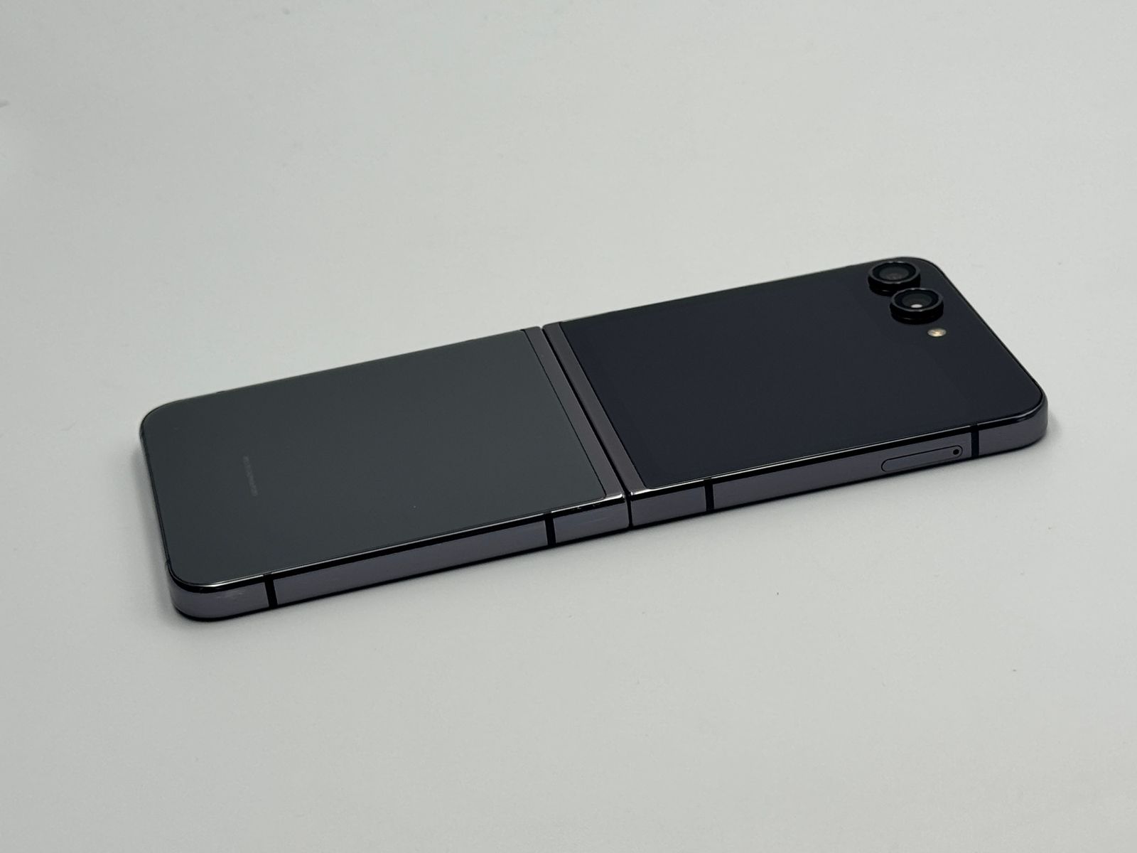 スマートフォン・携帯電話 【訳ありC】Galaxy Z Flip5 SM-F731W 256GB