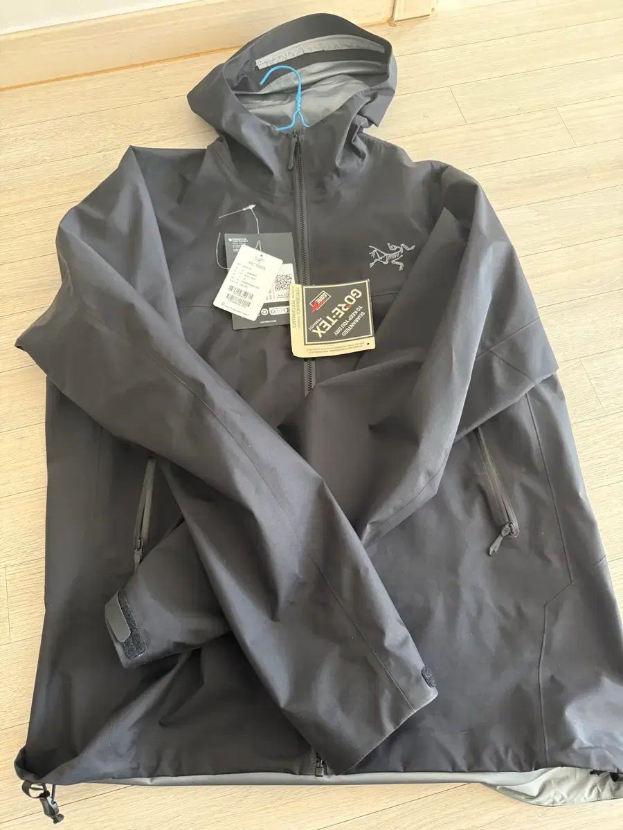 ARC TERYX アークテリクス ベータ ウィンドブレーカー L