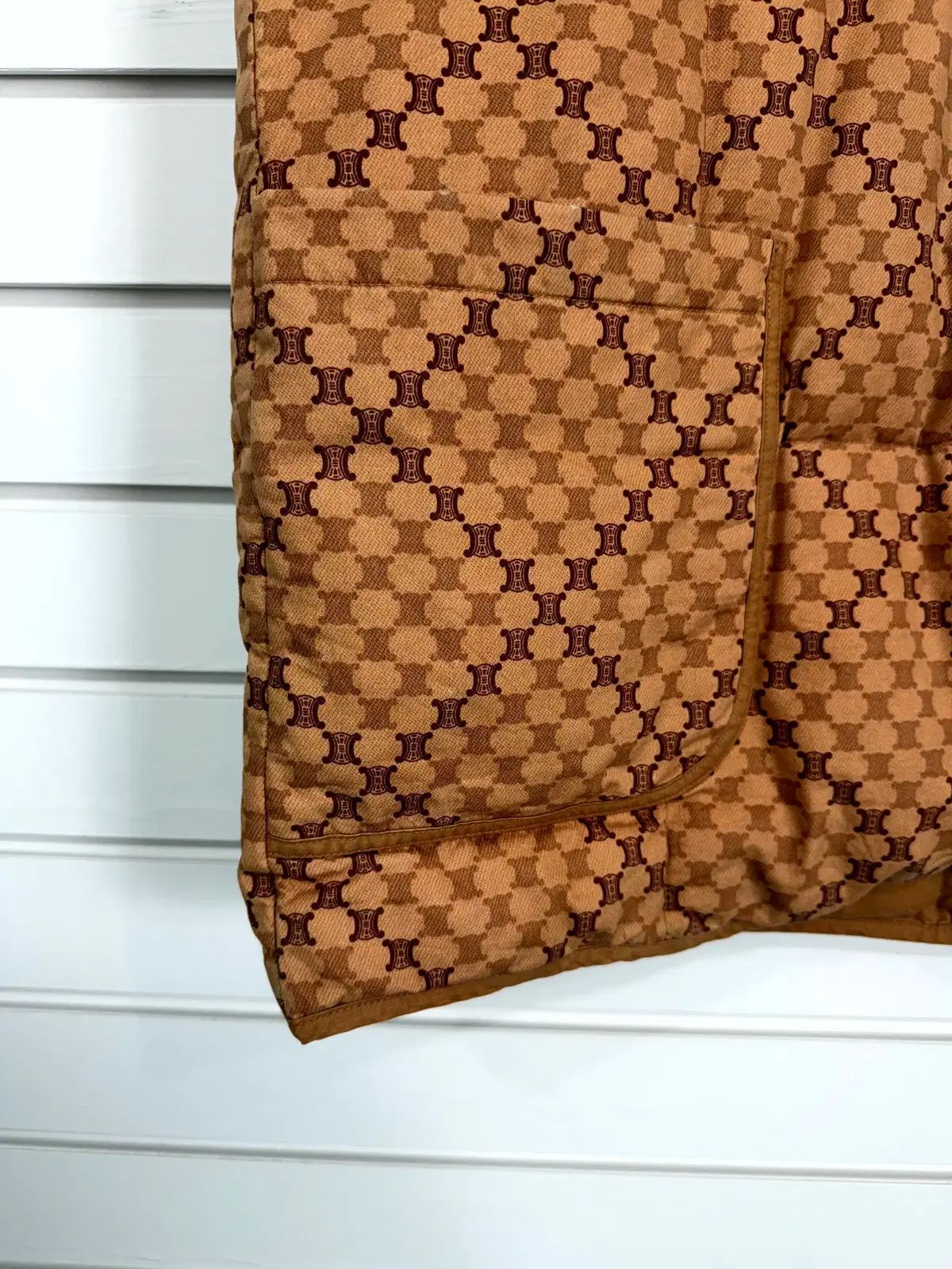 90s CELINE セリーヌ トリオンフ柄 ダウンベスト 90s CELINE セリーヌ ビンテージダウンベスト トリオンフ柄 日本製