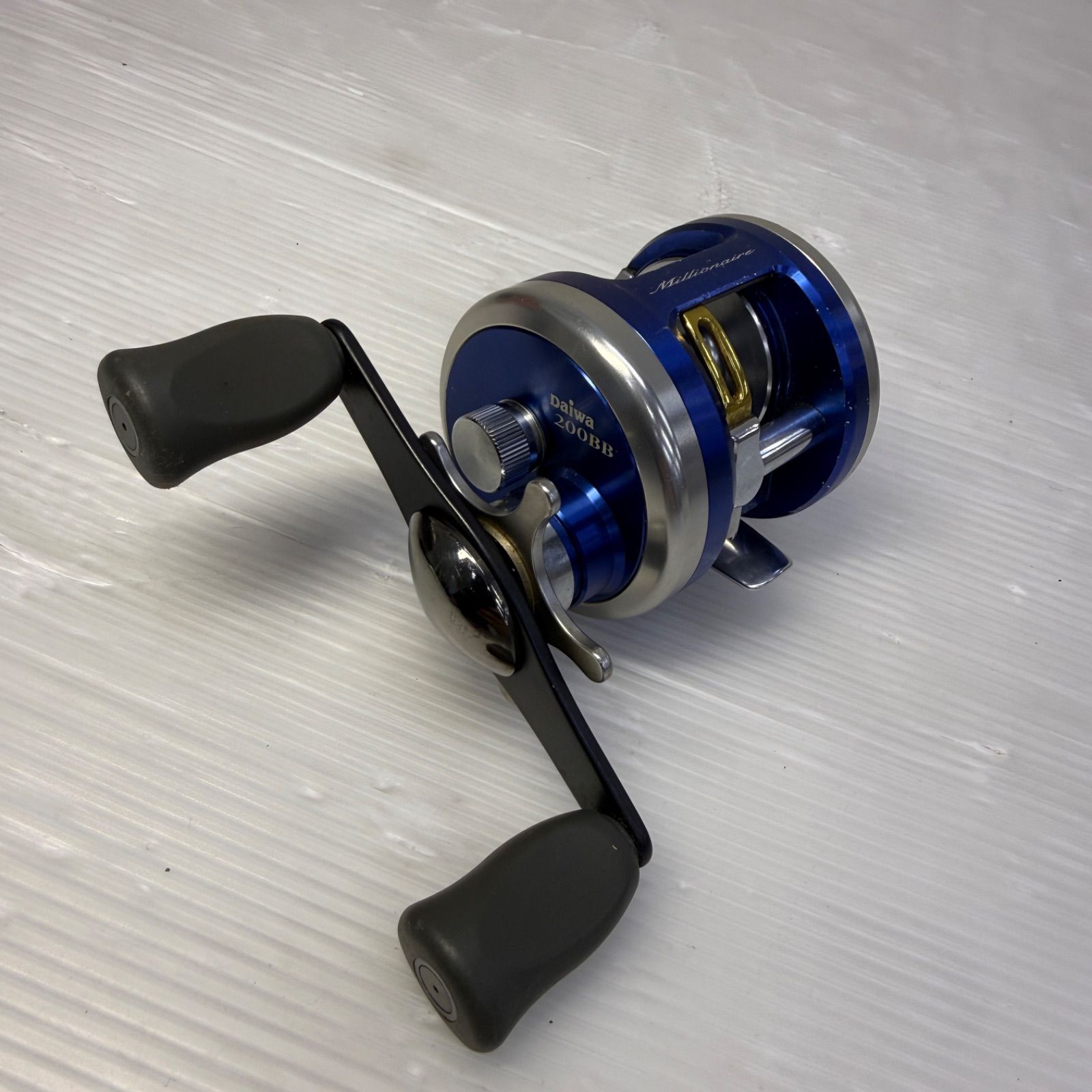 ☆ダイワ DAIWA☆ブルーバッカー ベイエリアスペシャル 200BB 左巻き