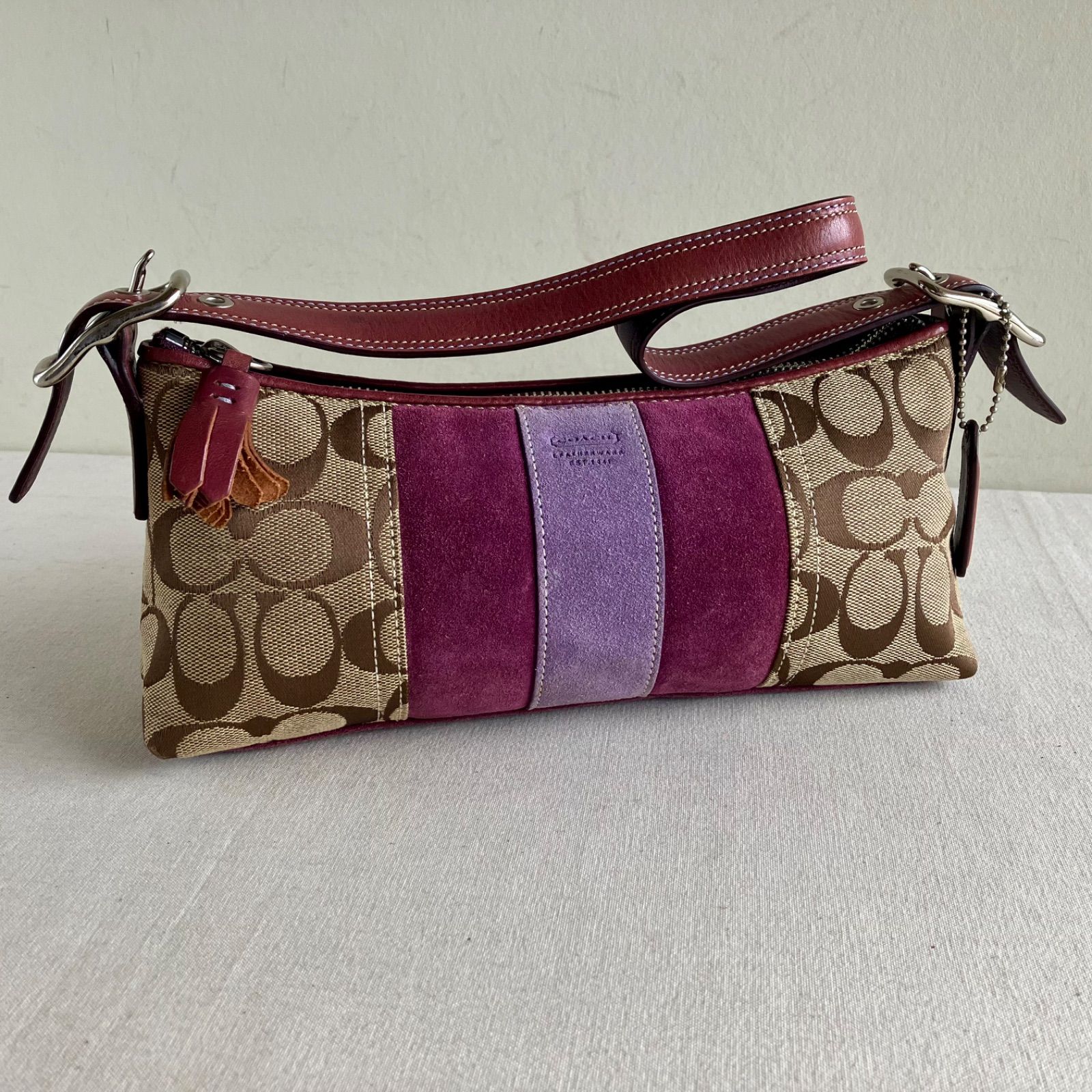 OneMall provides Mercari products: Coach Vintage Hamptons Purple 