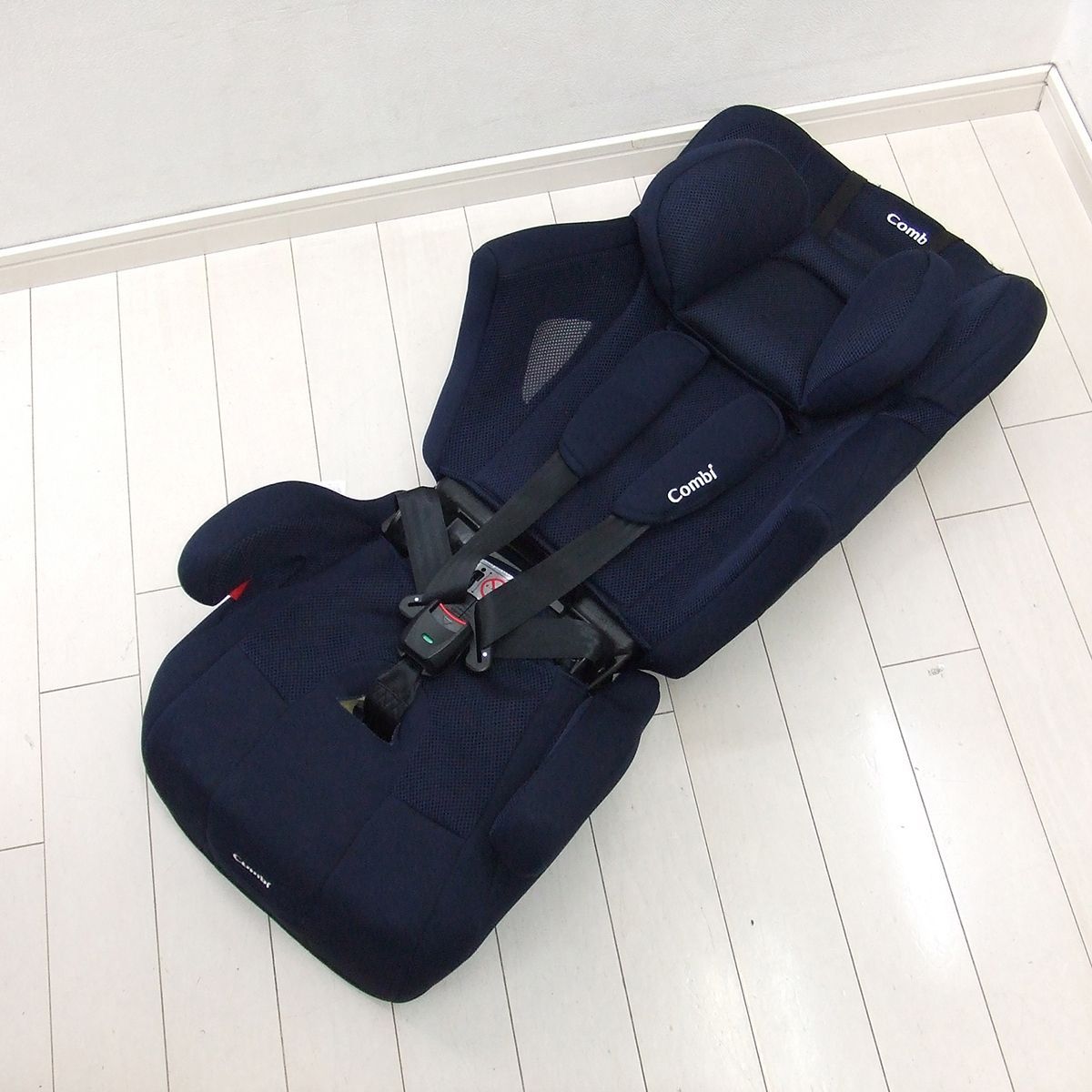 綺麗 ジュニアシート 中古 コンビ combi ジョイトリップ エアスルー GH