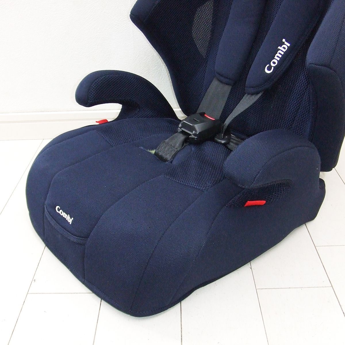 綺麗 ジュニアシート 中古 コンビ combi ジョイトリップ エアスルー GH