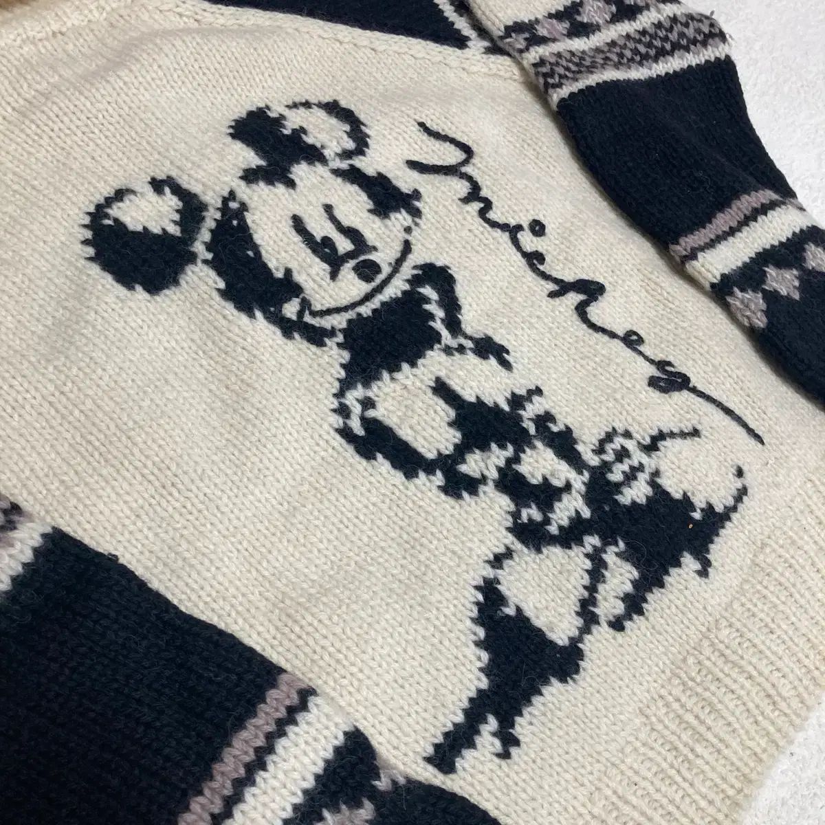 ディズニー ミッキーマウス カウチン - メルカリ