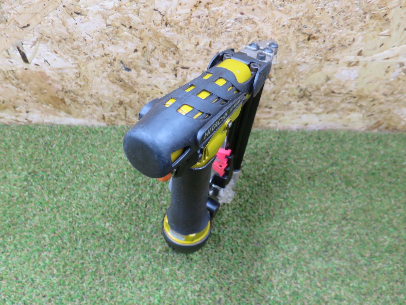 高圧 ピンネイラ