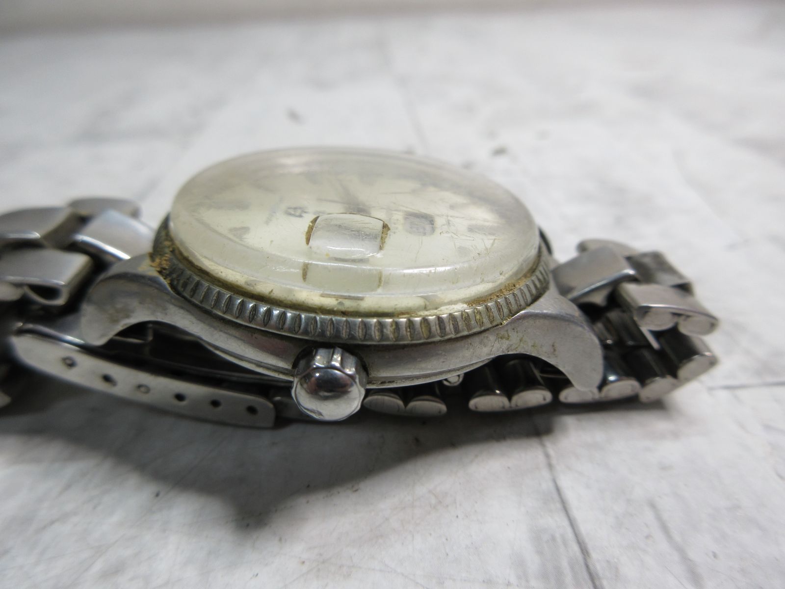 ラウンド 腕時計