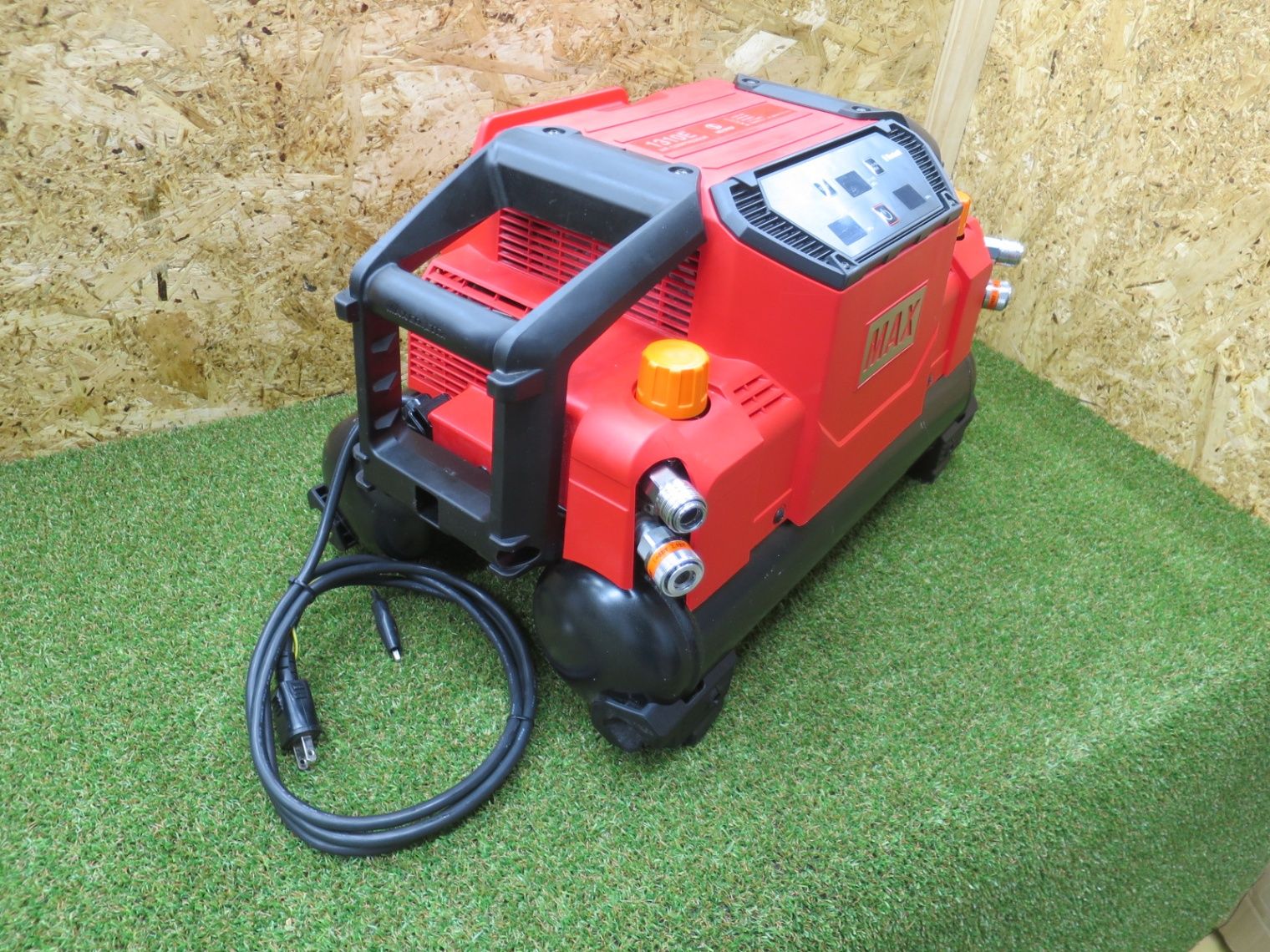  マックス MAX 高圧 エアコンプレッサー AK-HH 1310 E 高圧× 4口 11 L レッド コンプレッサー エアーツール