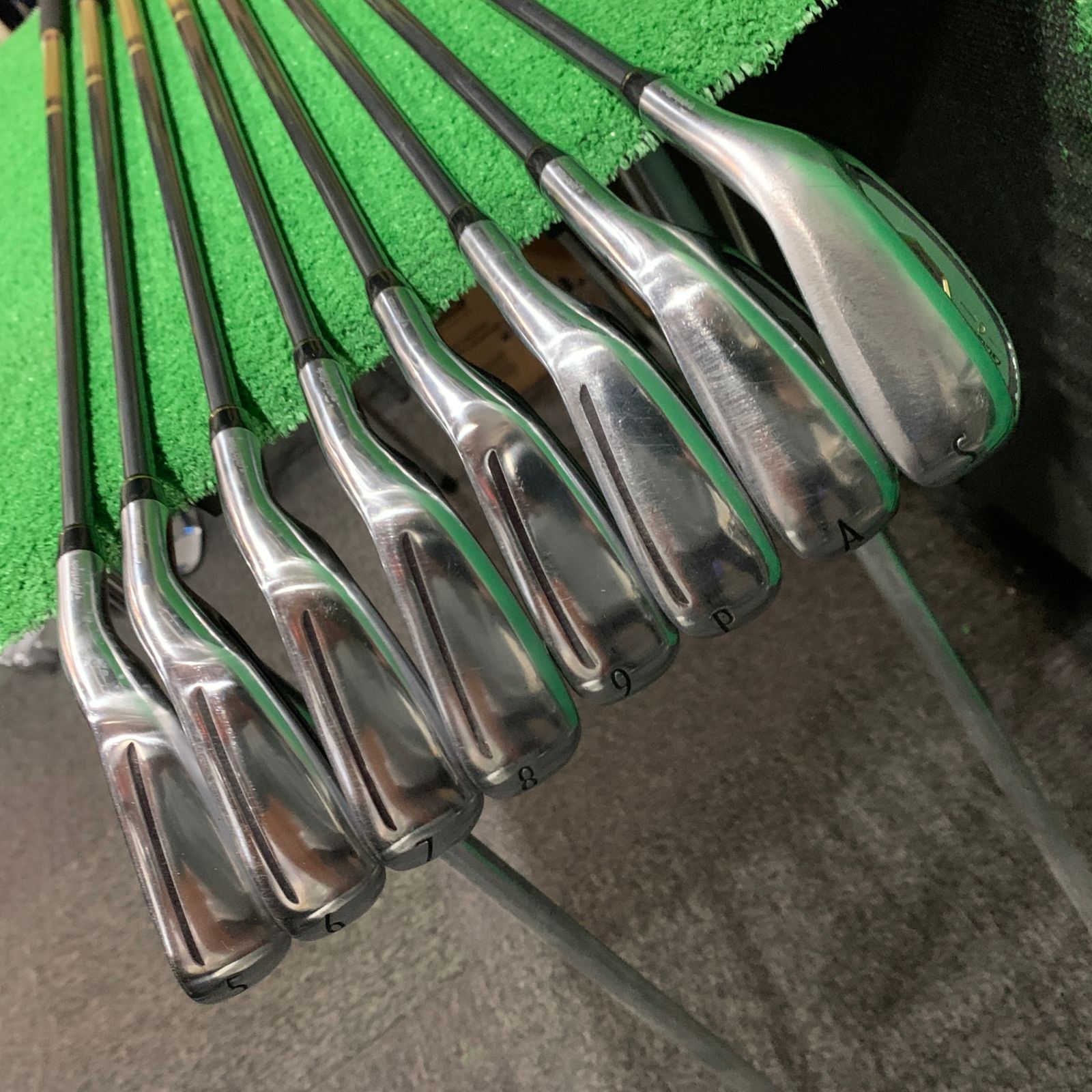 テーラーメイド グローレG アイアン 8本セット - メルカリ