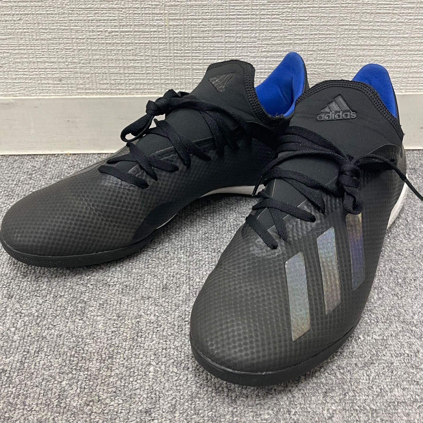 adidas サッカーシューズ ブラック/グレー27.5センチ adidas ZX 700 Black BY9264