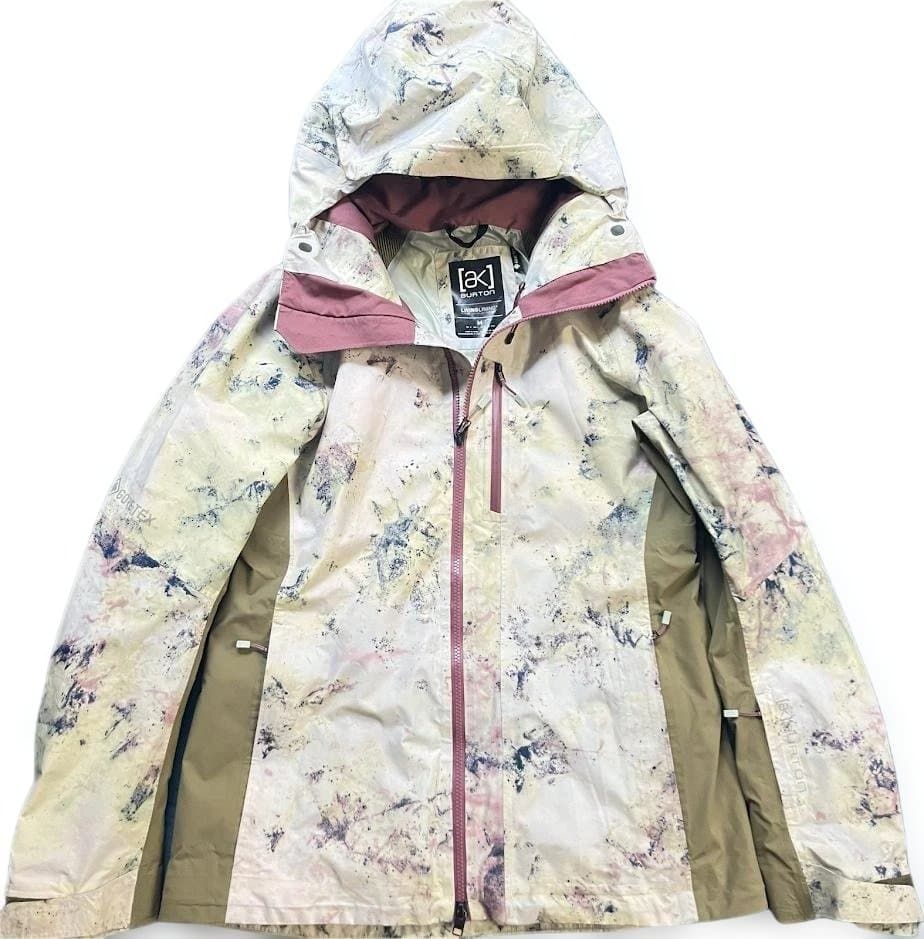 Burton [ak] バートン GORE-TEX スノボジャケット M　総柄 Burton [ak] バートン GORE-TEX スノボジャケット M 総柄 - メルカリ