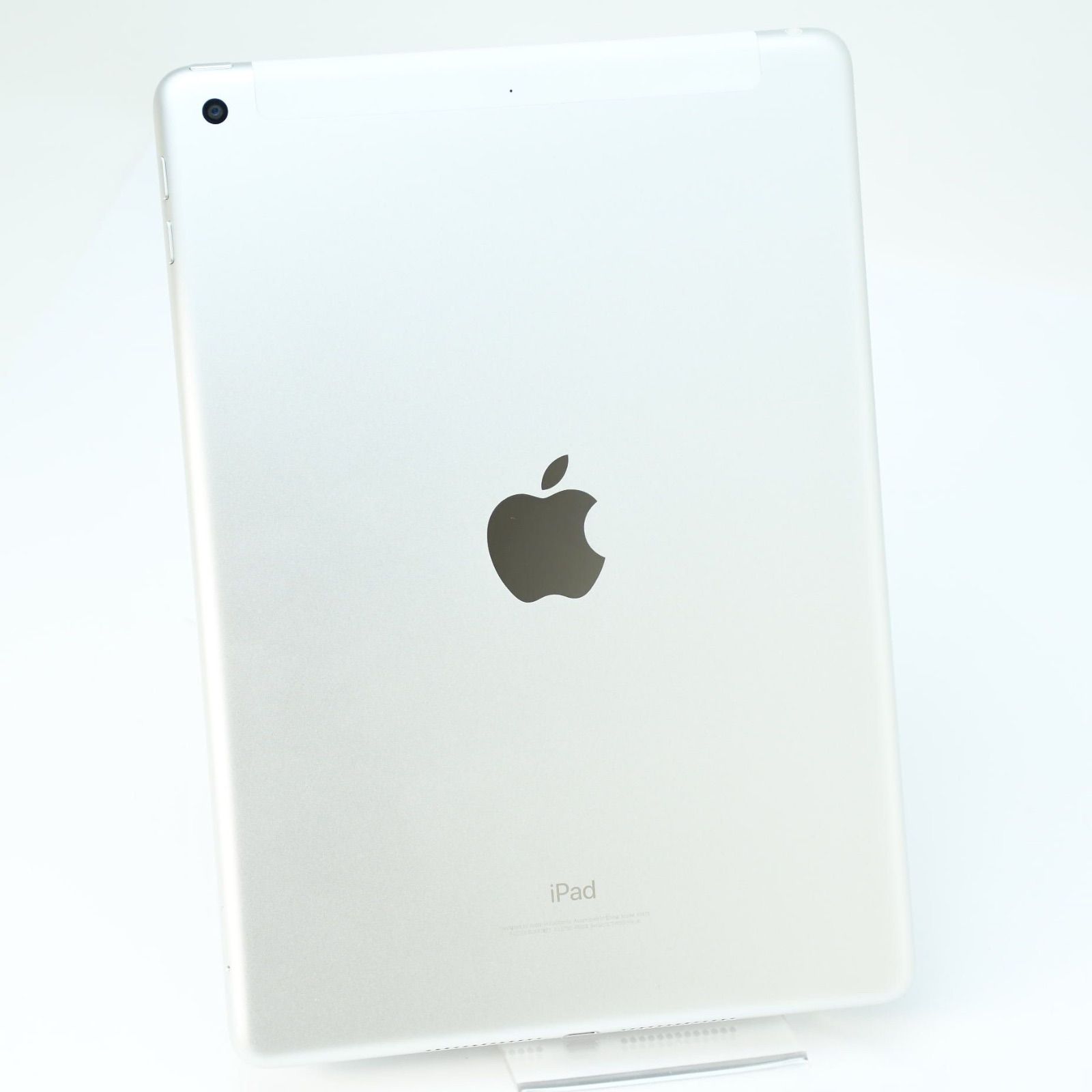 美品＊バッテリー最大容量93％】SIMフリーiPad 第5世代 32GB シルバー