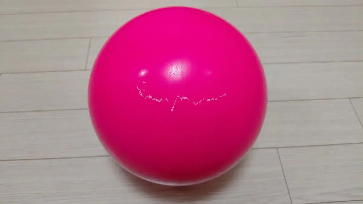 DV8 スペアボール - メルカリ