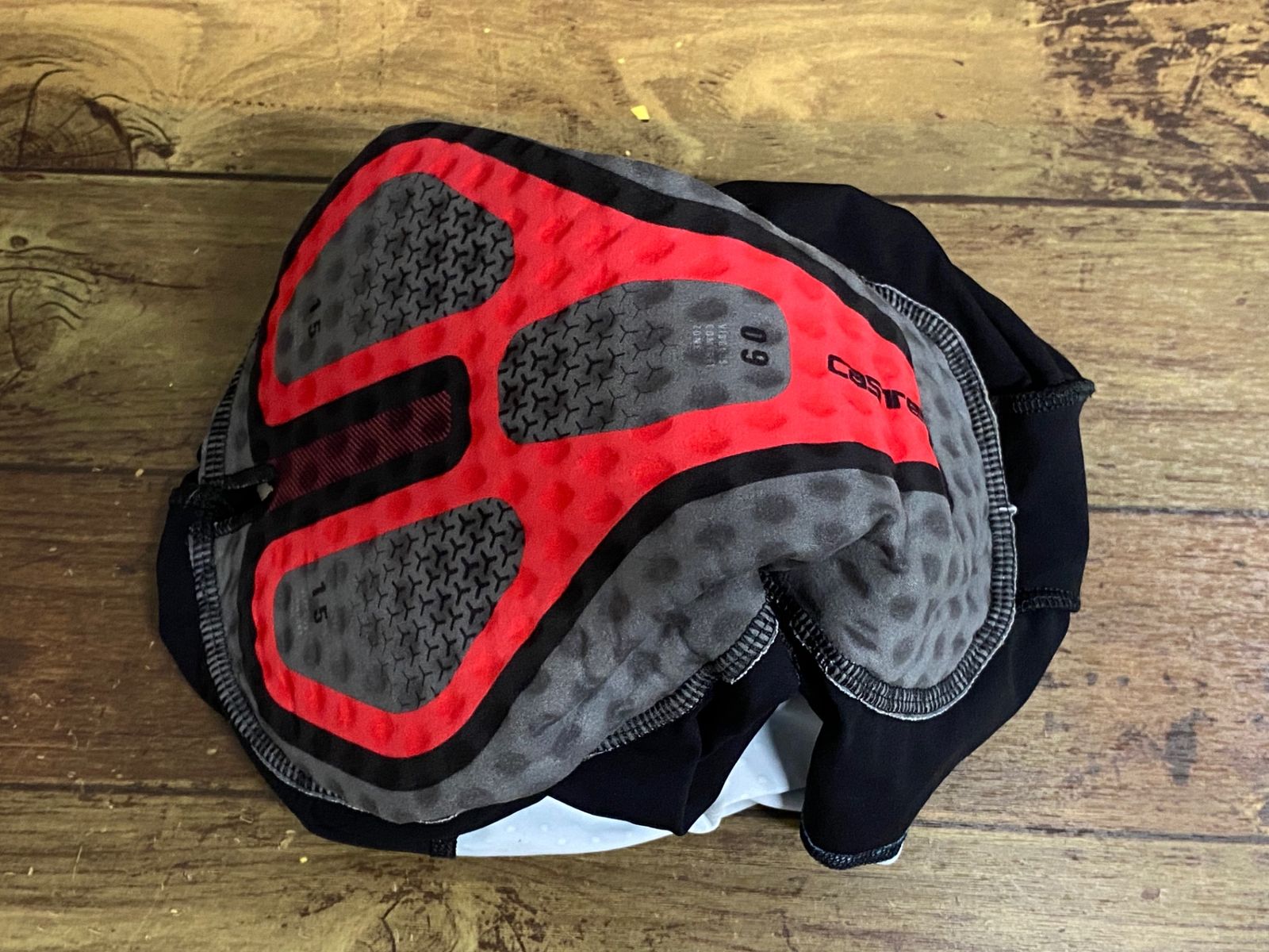 JV385 カステリ CASTELLI ロッソコルサ ROSSO CORSA ビブショーツ 黒 M