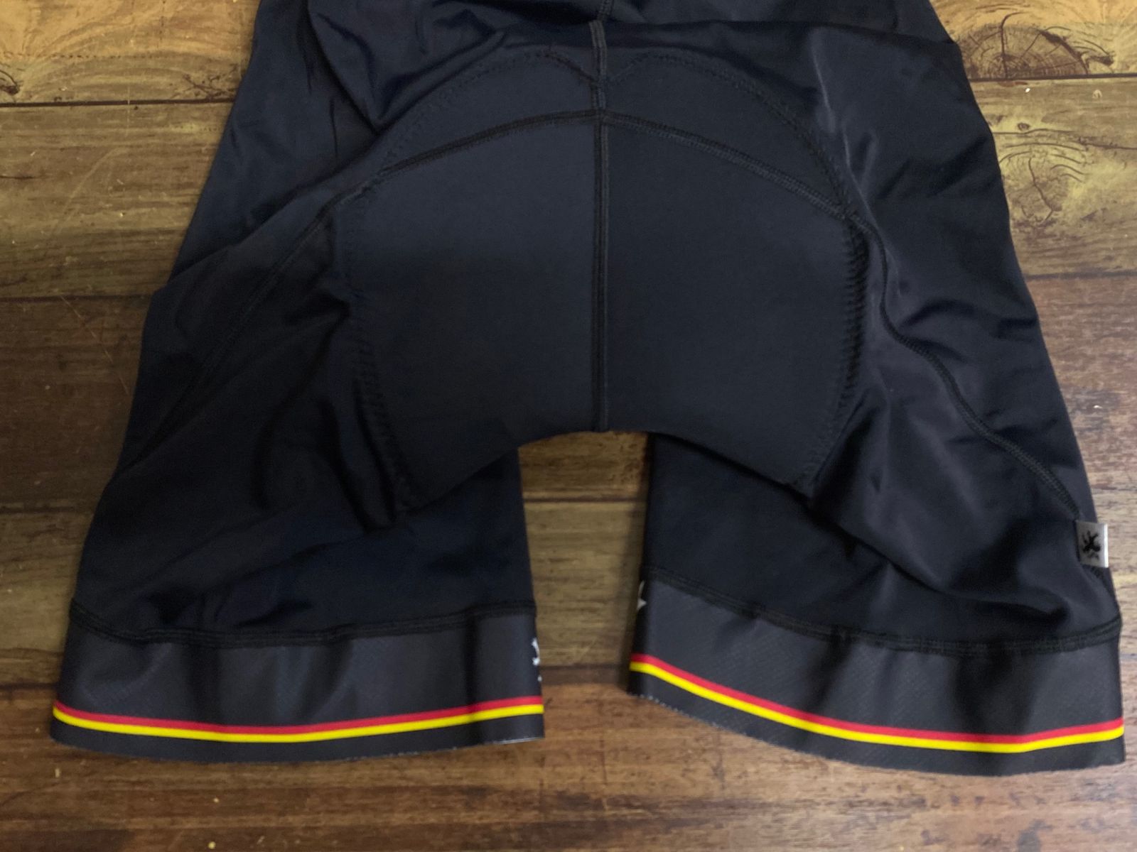 JV396 リオンドカペルミュール Lion de KAPELMUUR ビブショーツ 黒