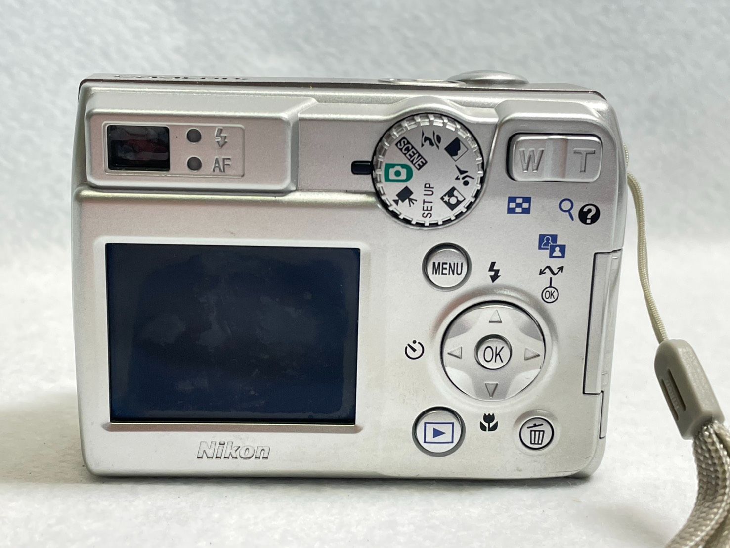 Nikon Coolpix A400 コンパクトデジタルカメラ　動作未確認 CONTAX（コンタックス） Nikon デジタルカメラ COOLPIX A DX