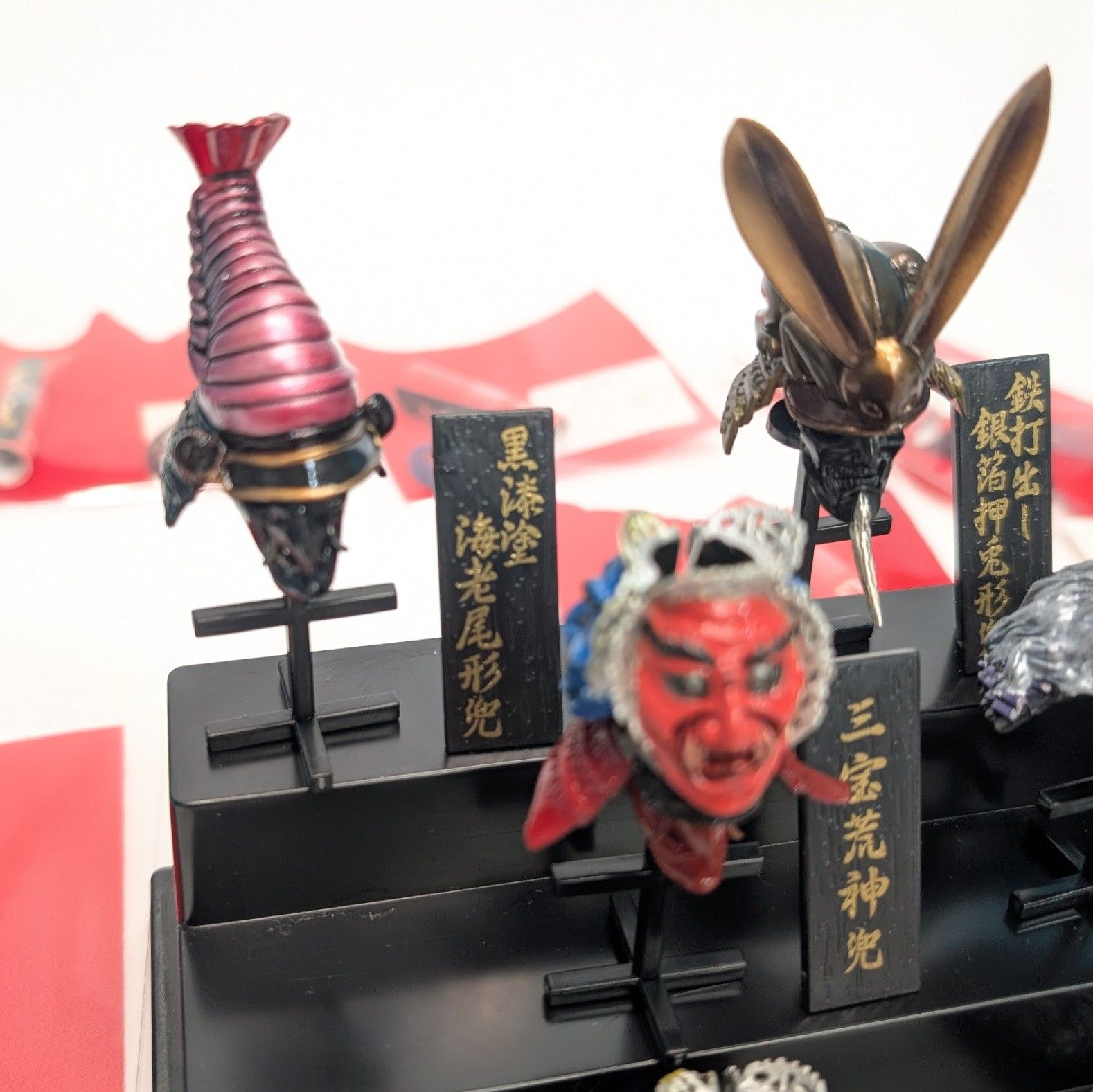 UHA味覚糖 激戦 海洋堂 兜コレクション 戦国武将 かぶりあり 現状品 難