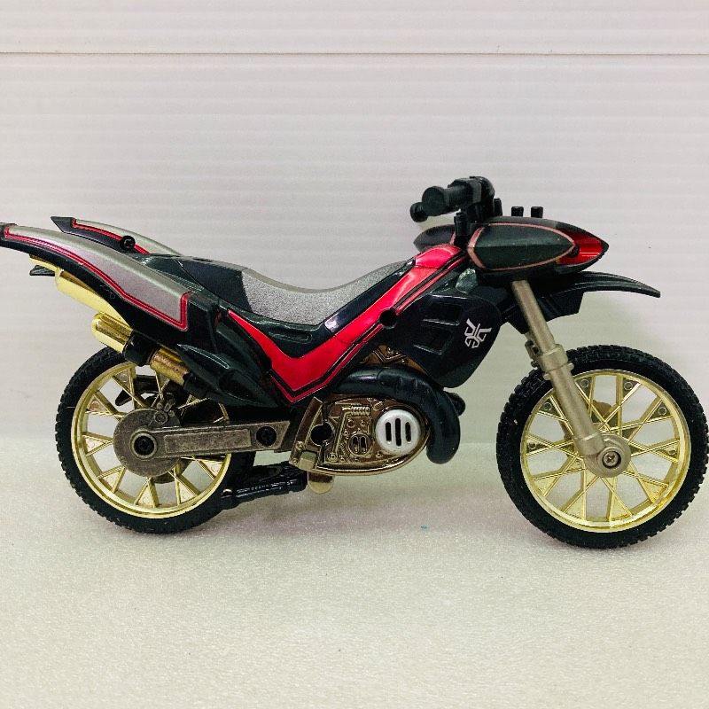 ジャンク】BANDAI 仮面ライダークウガ ポピニカシリーズ DX