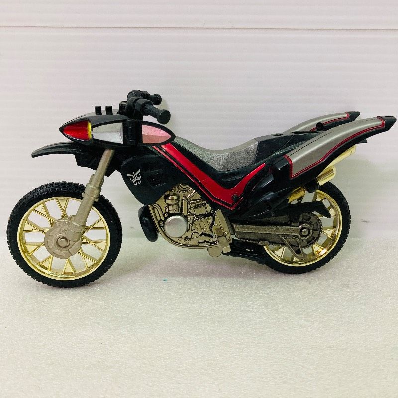 ジャンク】BANDAI 仮面ライダークウガ ポピニカシリーズ DX