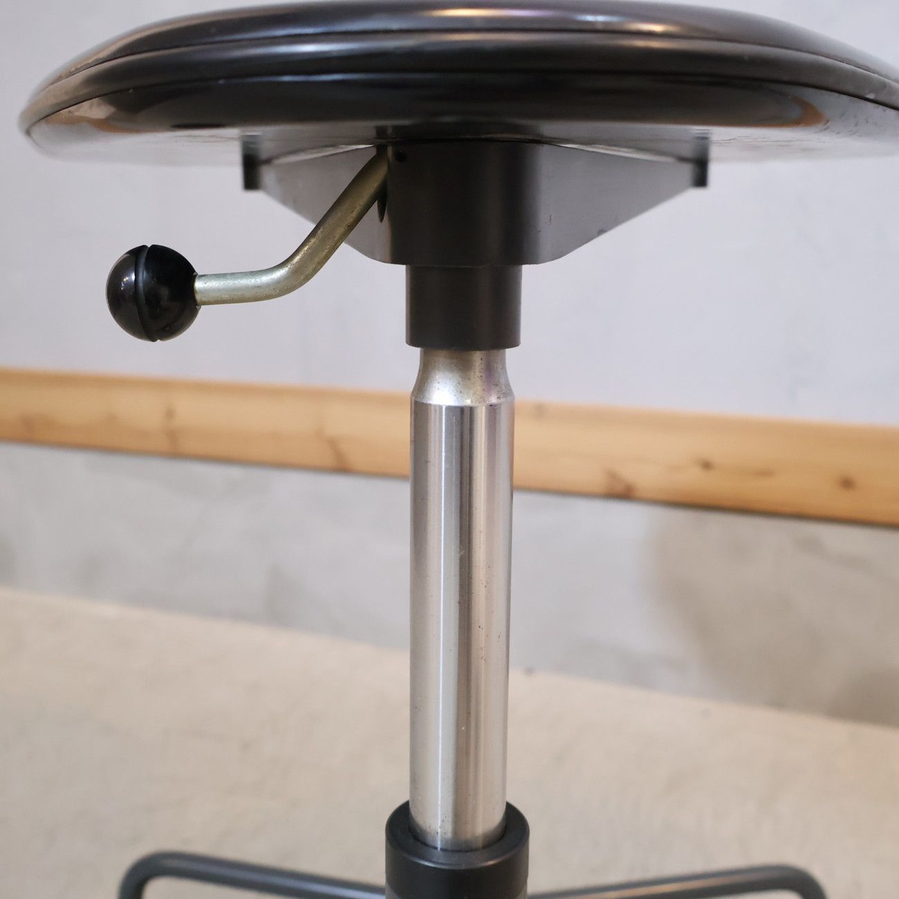 Cassina ixc. カッシーナ・イクスシー KICK キック サイドテーブル 