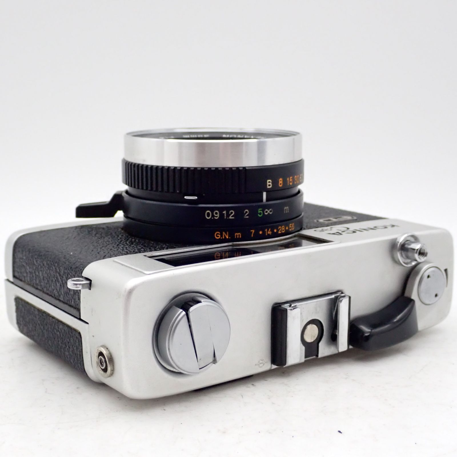 フィルムカメラ Konica C35 FD Hexanon 38mm F1.8 コニカ Konica C35 FD コンパクトフィルムカメラ / HEXANON 38mm F1.8